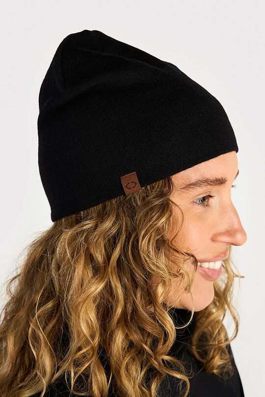 Knitted merino wool beanie 4 | BLACK | Audimas