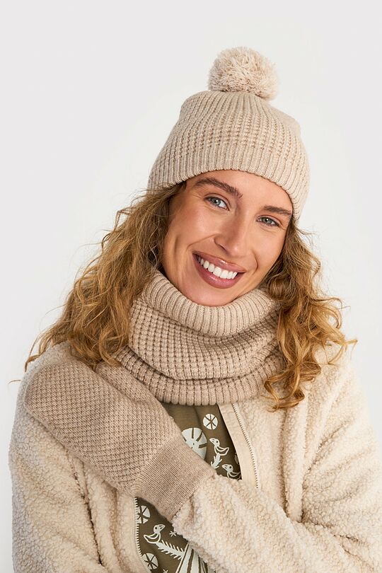Knitted hat with fleece lining 1 | Cream | Audimas