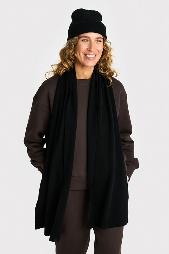 Knitted merino wool hat and scarf set 3 | BLACK | Audimas