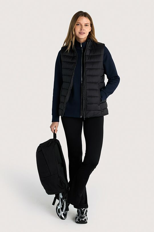 Essential synthetic fill vest 5 | BLACK | Audimas