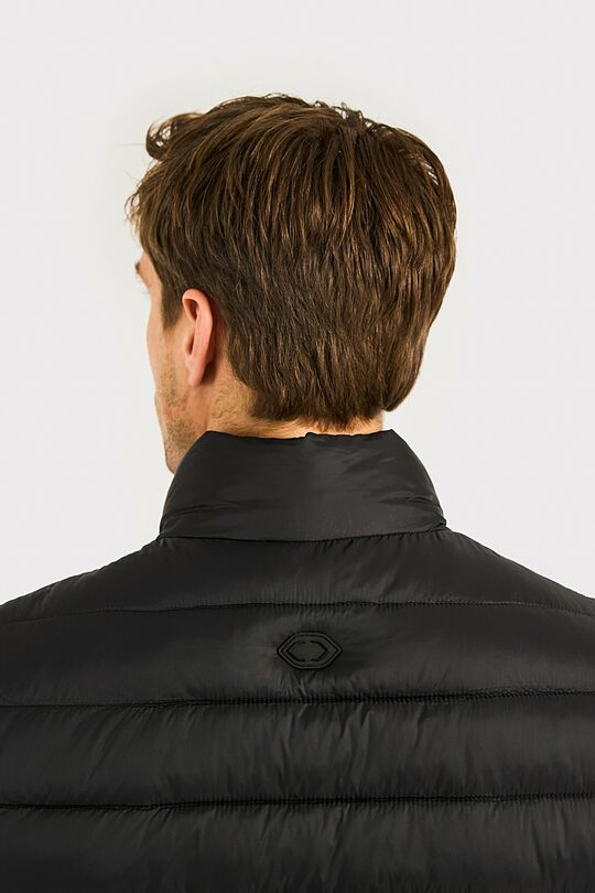 Lightweight vest with synthetic insulation 3 | BLACK | Audimas