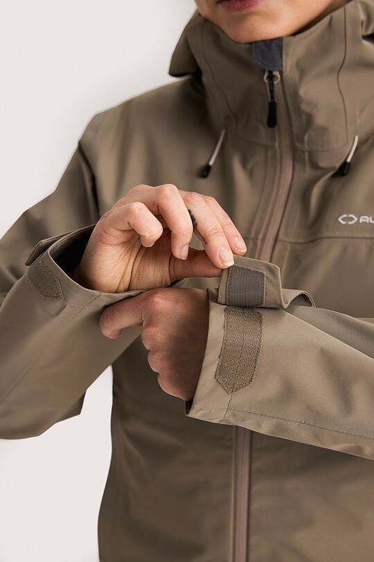 Shell jacket with a membrane 5 | BROWN | Audimas