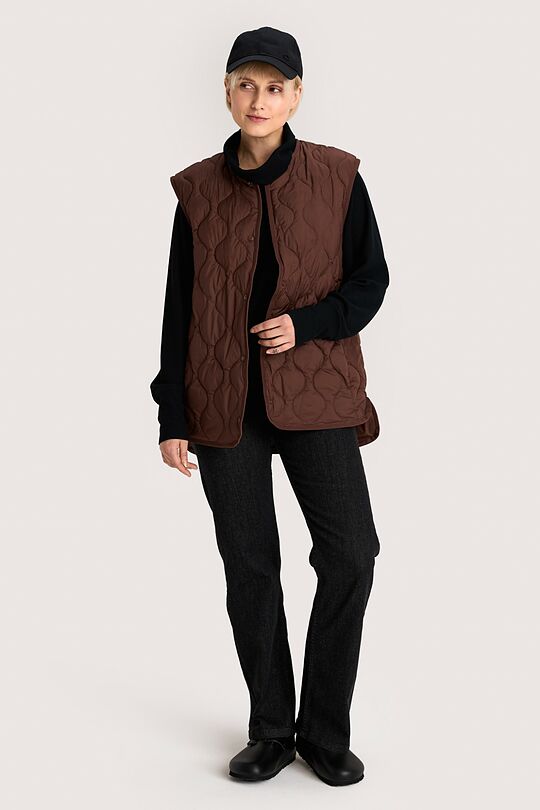 Oversized vest with synthetic insulation 7 | BROWN | Audimas