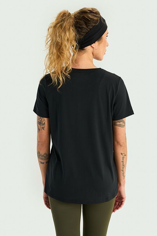 Active T-shirt with slits 2 | BLACK | Audimas