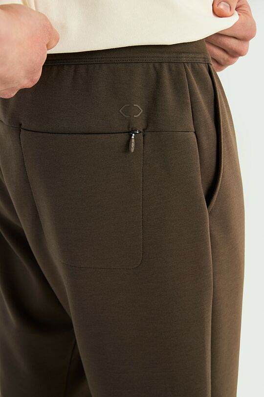 Sweatshorts with lyocell 4 | BROWN | Audimas
