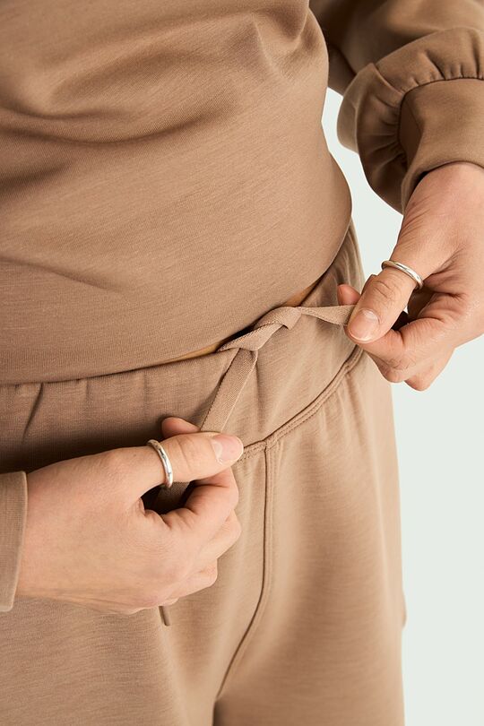 Sweatshorts with lyocell 4 | BROWN | Audimas