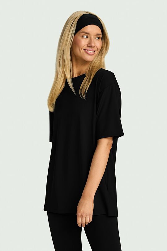 Oversized Active T-shirt 1 | BLACK | Audimas