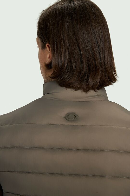 Vest with “Thermore” synthetic insulation 3 | BROWN | Audimas