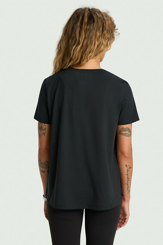 Active T-shirt with slits 2 | BLACK | Audimas