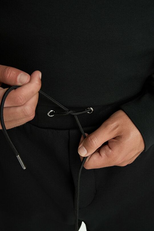 Tapered fit cotton pique sweatpants 4 | BLACK | Audimas