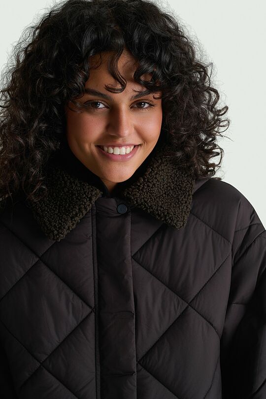 Oversized jacket with synthetic insulation 5 | BROWN | Audimas