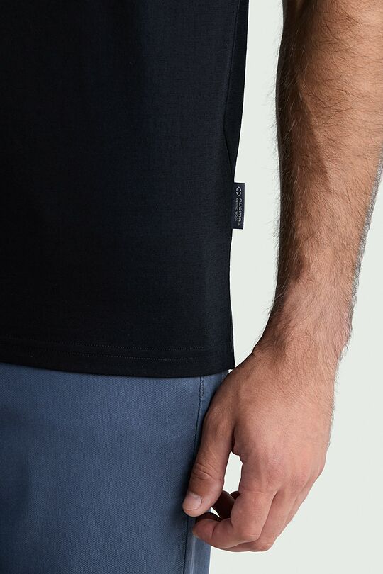 Lightweight merino wool T-shirt 3 | BLACK | Audimas