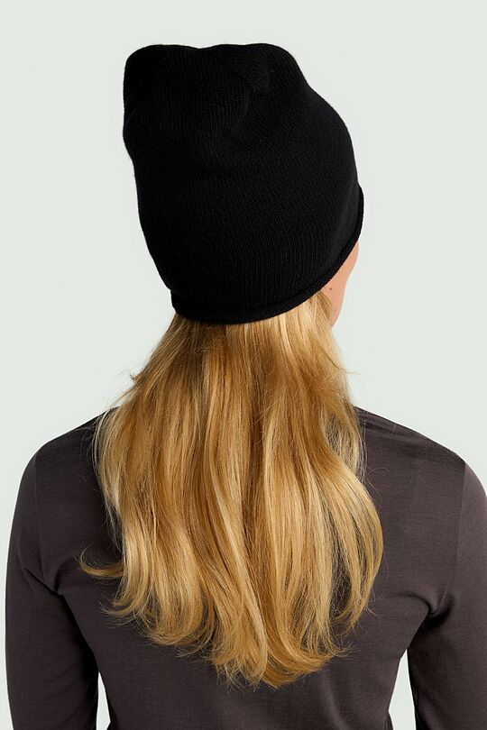 Merino wool hat with cashmere 2 | BLACK | Audimas