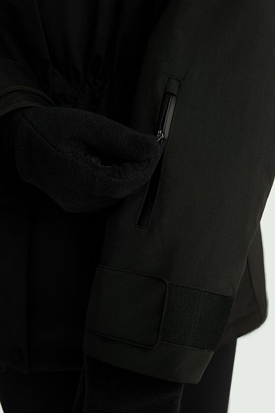 Pūkinė striukė 7 | BLACK | Audimas
