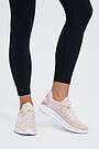PUMA Women's  IGNITE Flash evoKNIT Sneaker 1 | PASTEL PARCHMENT/ROS | Audimas