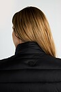 Essential synthetic fill vest 3 | BLACK | Audimas